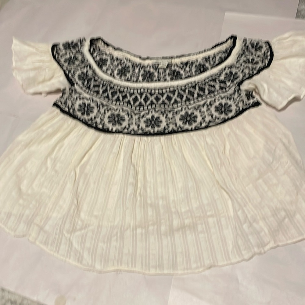 AEO OFF THE SHOULDER TOP